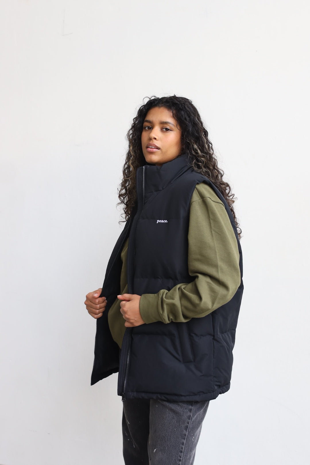 Peace Basics Puffer Vest - Black