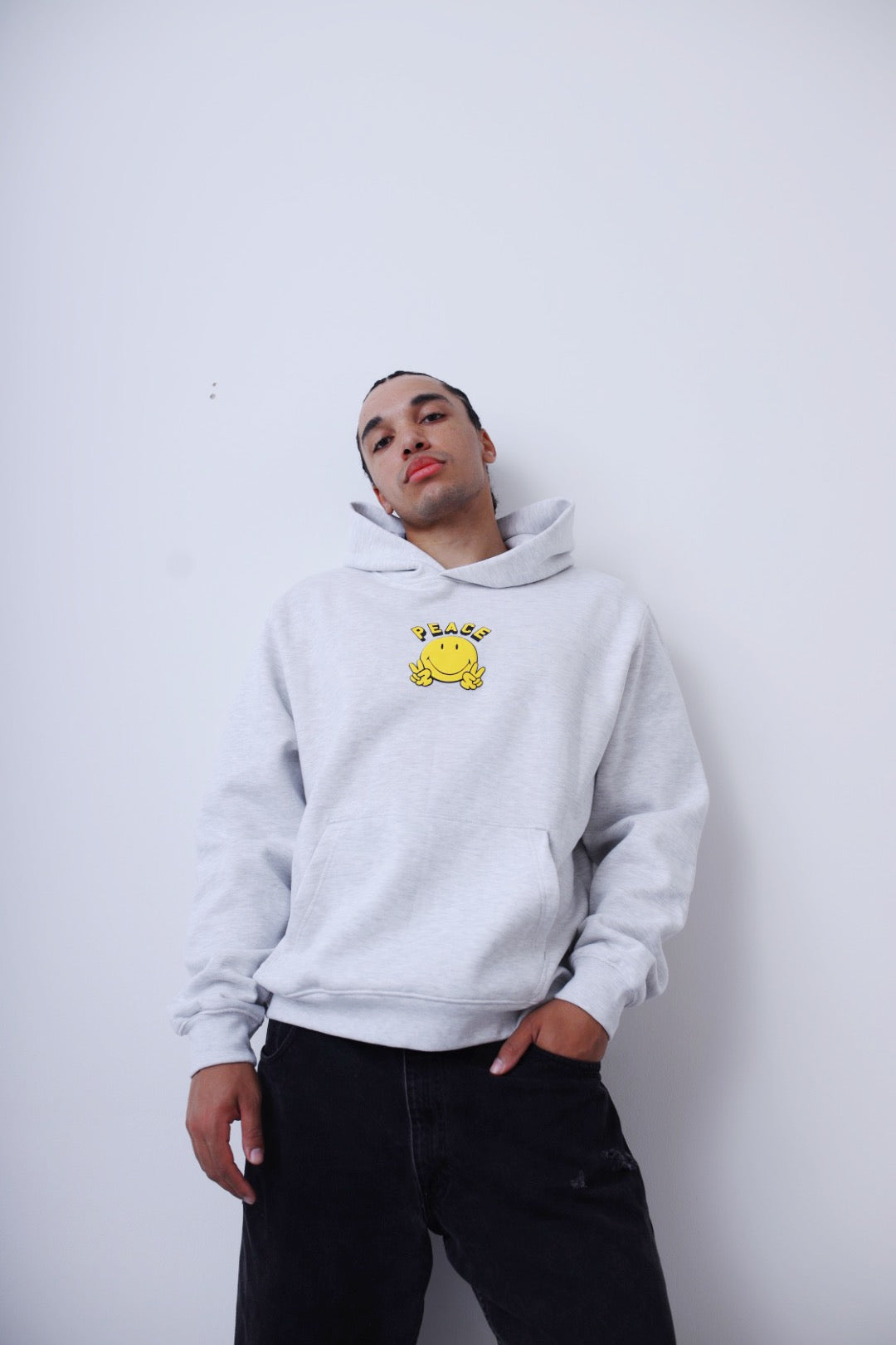 P/C x Smiley Peace Sign Schwerer Hoodie - Aschgrau