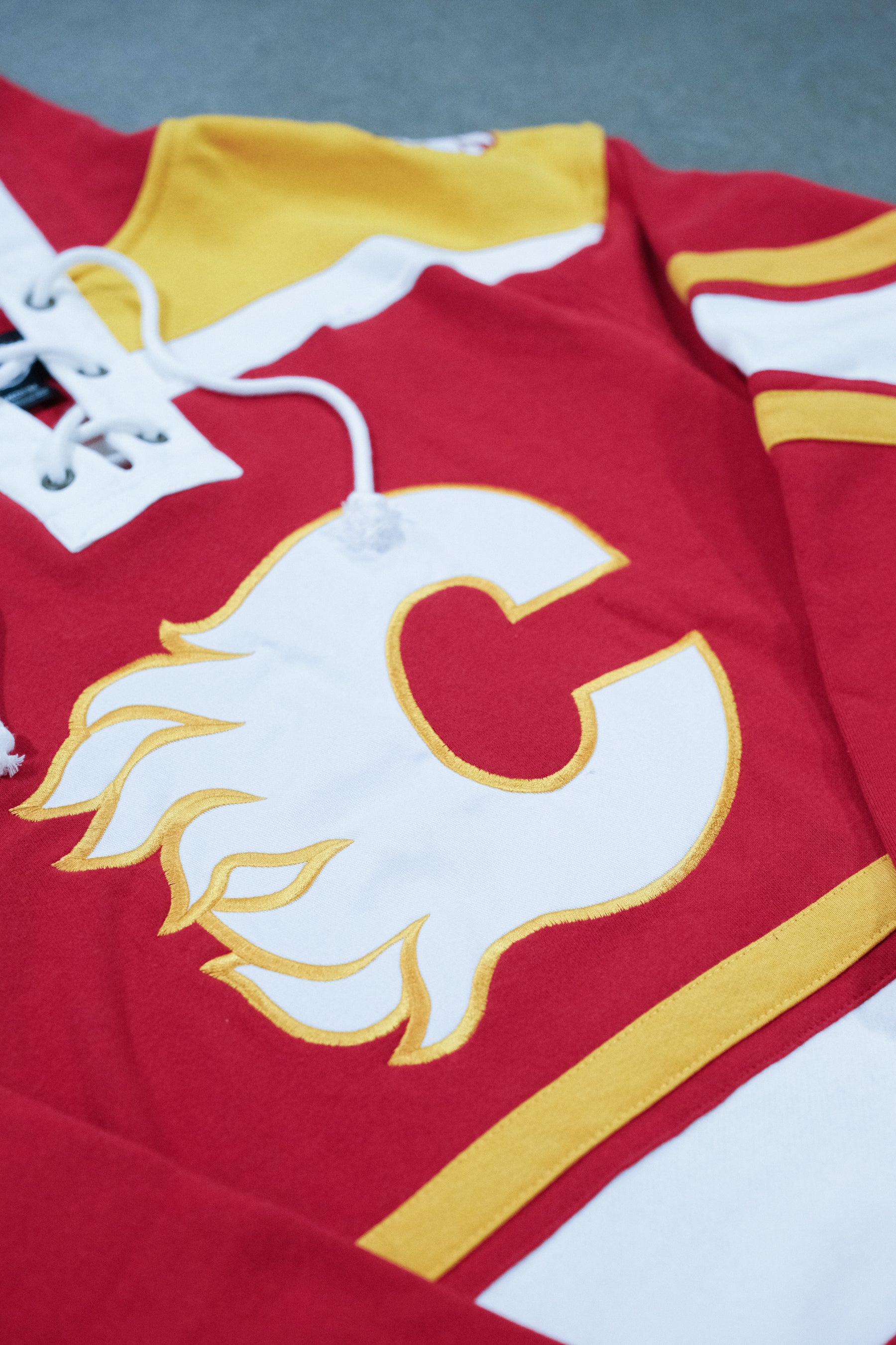 Calgary Flames Retro Freeze '47 Lacer Hoodie