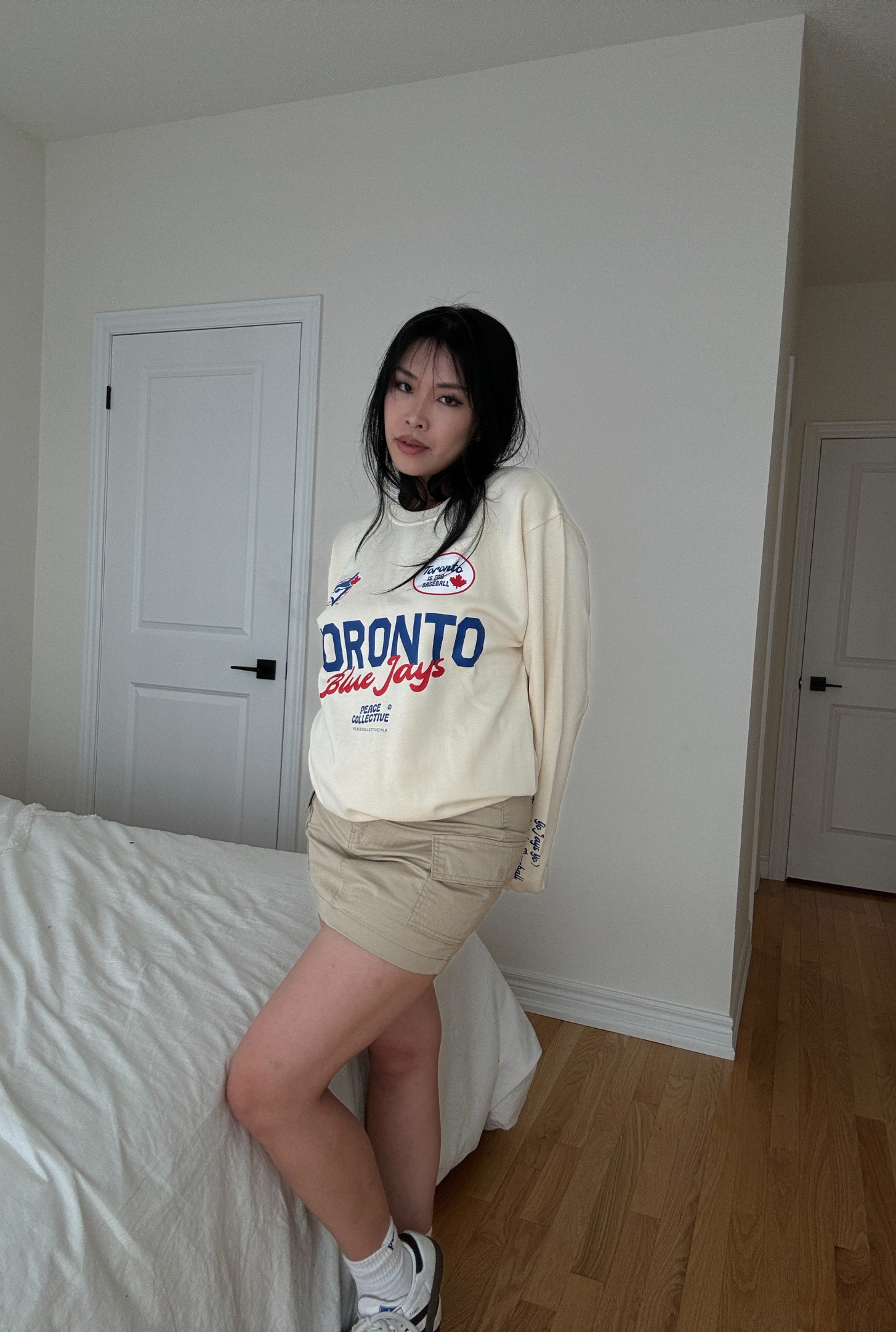 Toronto Blue Jays Cheer Crewneck - Ivory