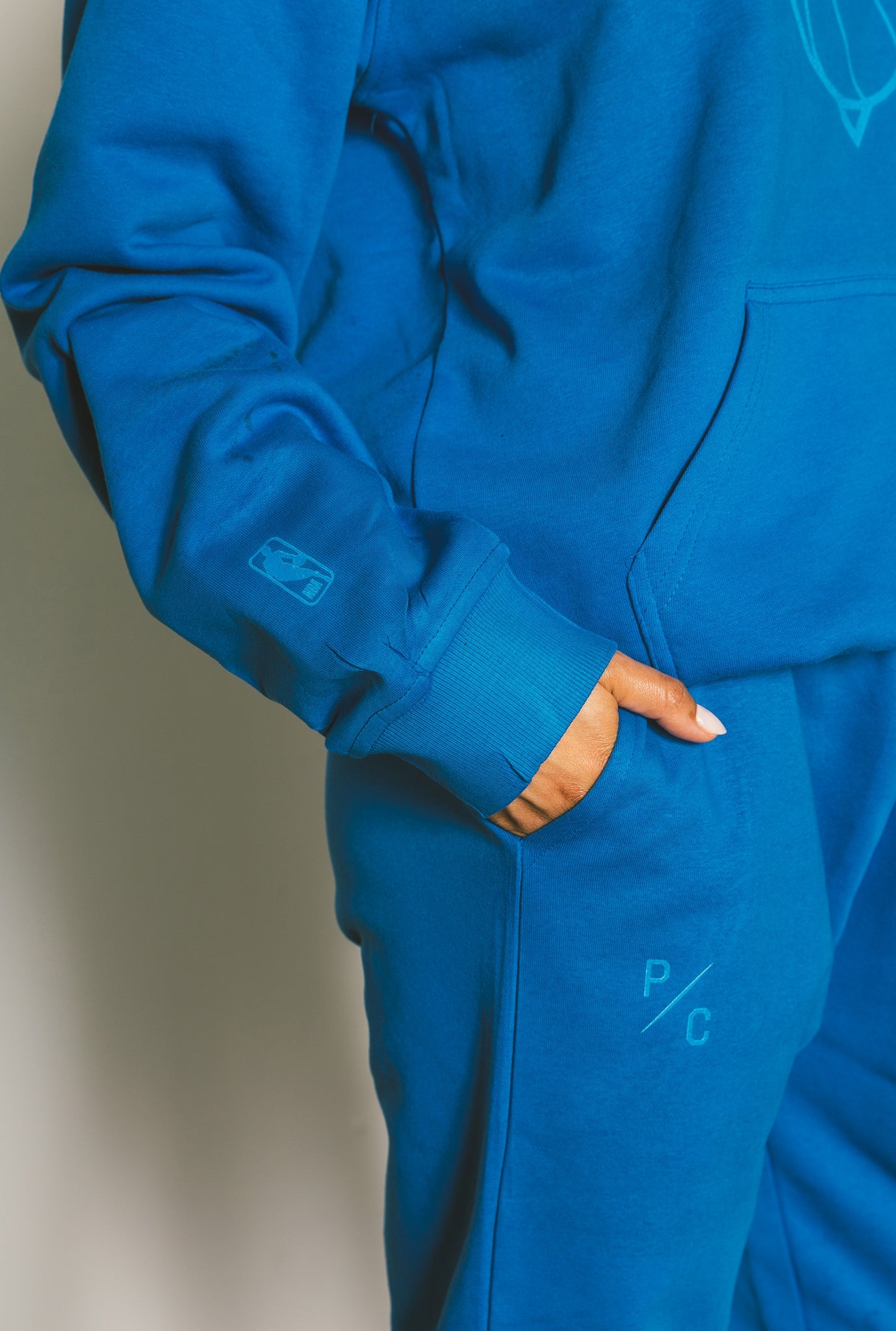 New York Knicks Tonal Hoodie - Royal